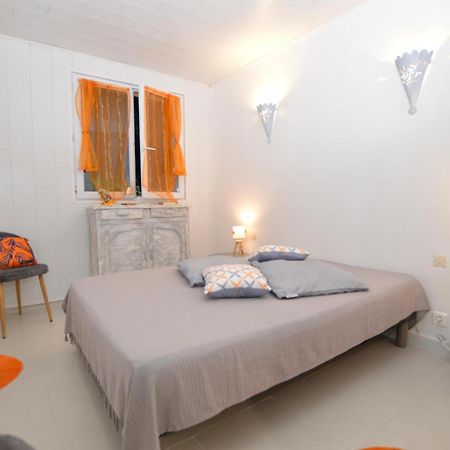 Cozy Apartment In Propriano With Kitchen Exteriér fotografie